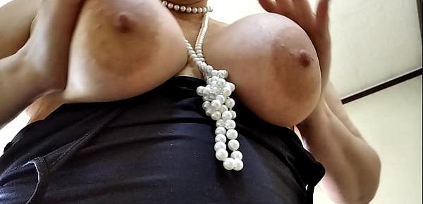  Capture of a strong dick with a pearl necklace and other cute pranks of a mature married couple)) Only hot close-ups!